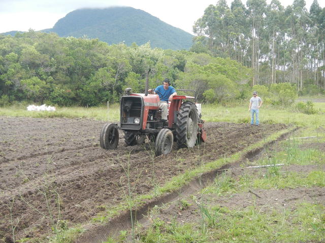 20161024 Fazenda preparo área agroecologia Experimento Diego doc 005.jpg