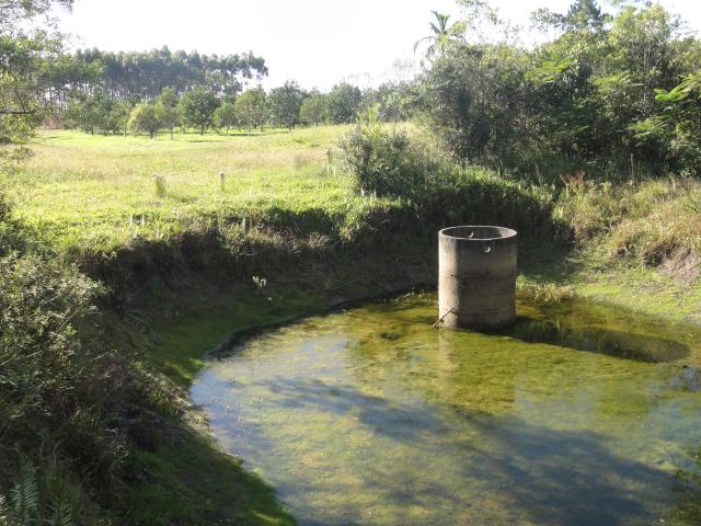 20120521 Fazenda Nivel açude do pomar águas estrutura estiagem 002.jpg