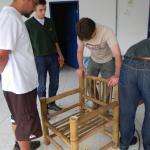 20120929 Fazenda Curso construção de móveis com bambu BambuSC 050.jpg