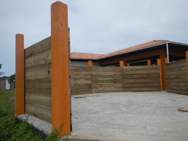 20140217 Fazenda Construção Centro Manejo bovinos Obras 007 estrutura.jpg