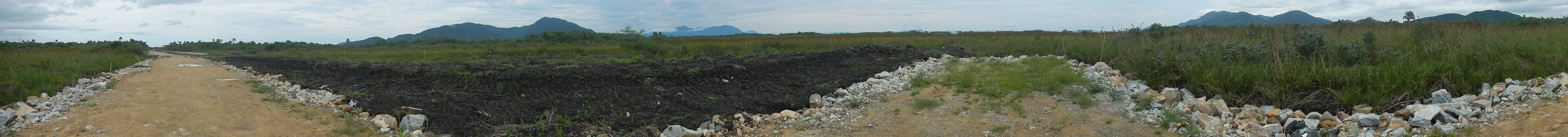 20141227 Estrada acesso novo aeroporto e fazenda obras 017.jpg