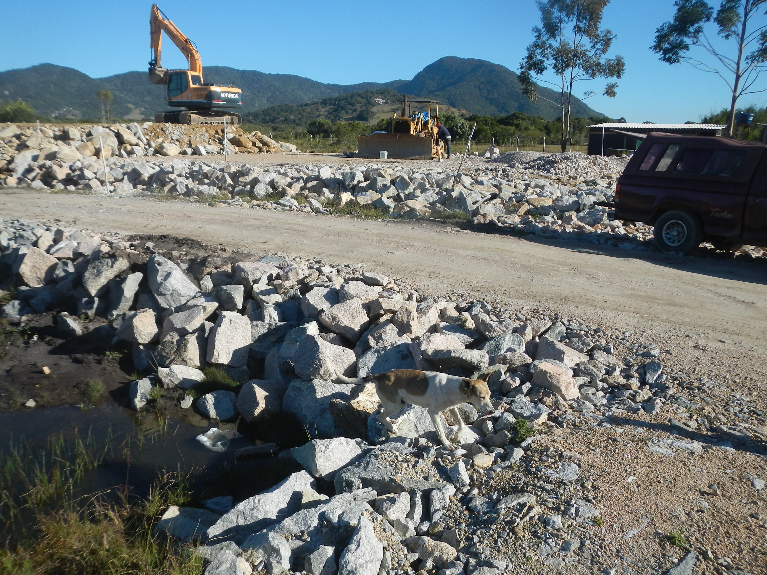 20160822 Fazenda obras estrada acesso novo aeroporto infraero 002.jpg