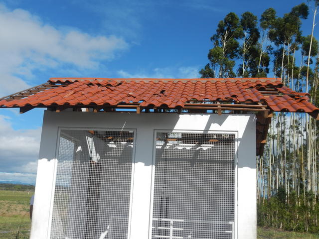 20161205 Fazenda Prejuízos após ciclone 030 Destelhamento casa bombas pivô.jpg