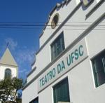 Teatro da UFSC ao lado da Igrejinha - WEB 1200a