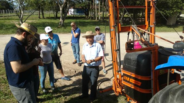 20171123 Fazenda aula mecanização agrícola semeadoras e aspersores pulverizadores (4).jpg