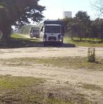 20180814 Fazenda Aterro Lapad caminhões vindo da estrada do aeroporto