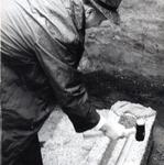 Governador Heriberto Hülse coloca cápsula do tempo na Pedra Fundamental do primeiro edifício da cidade universitária
05/07/1959