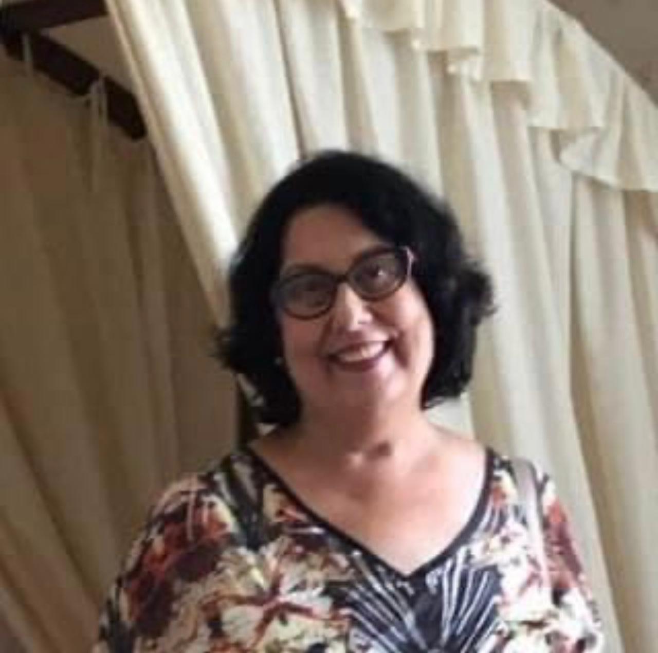 profª maria