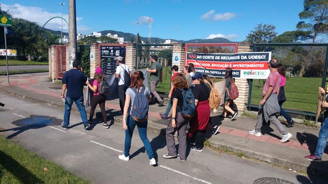20190515 UFSC CCA em paralização nacional greve educação (7)