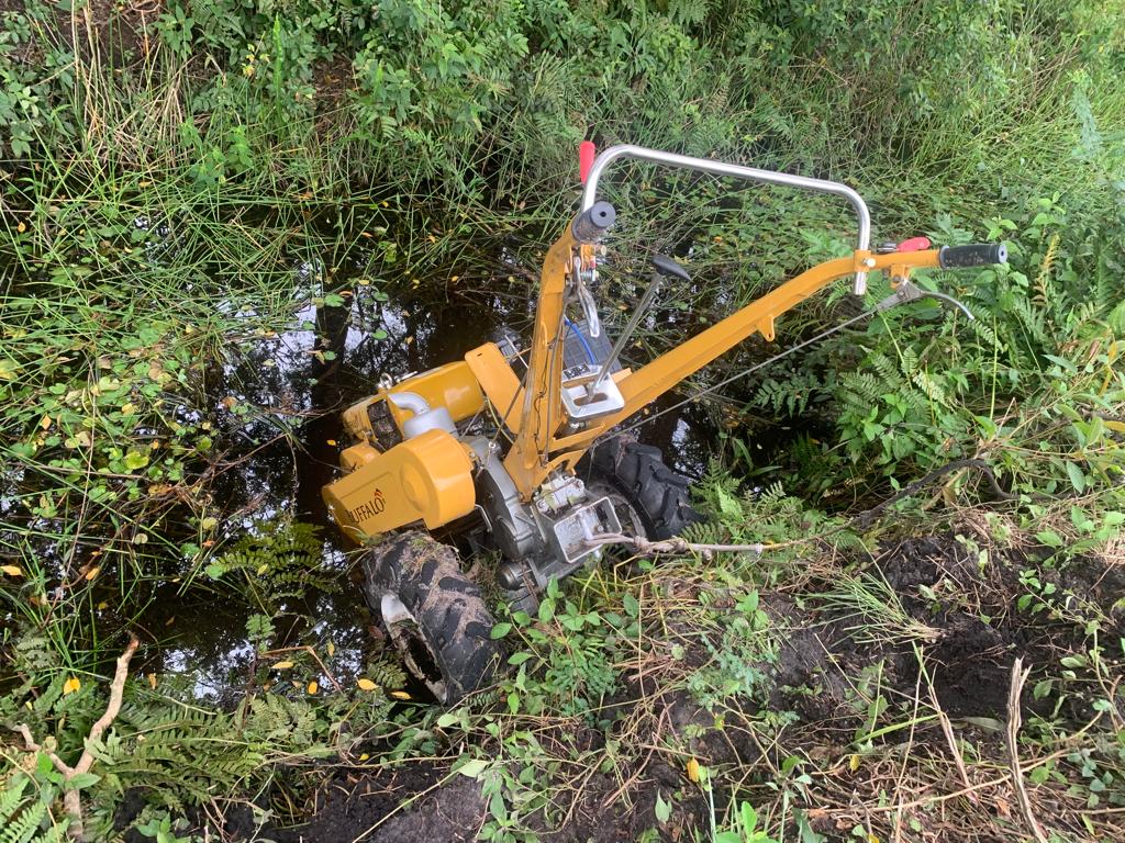 2023-10-30 Fazenda Microtrator terceirizado atolado 2