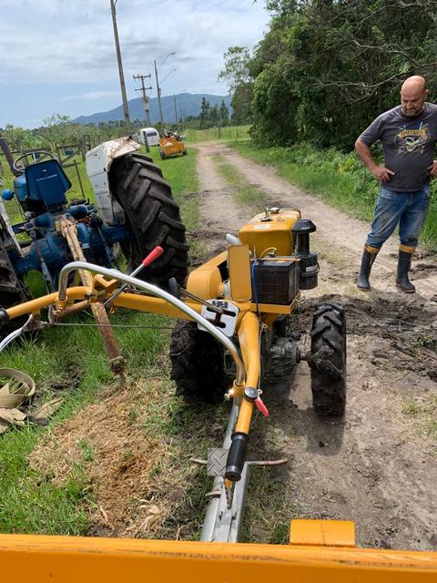 2023-10-30 Fazenda Microtrator terceirizado atolado 5