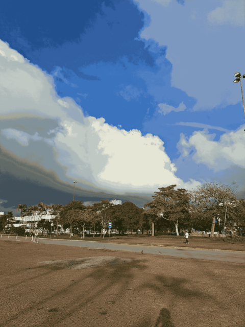 14.053 | Título: Urano céuvagem | Autor: Marco Remuzzi | Local: Praça da Cidadania