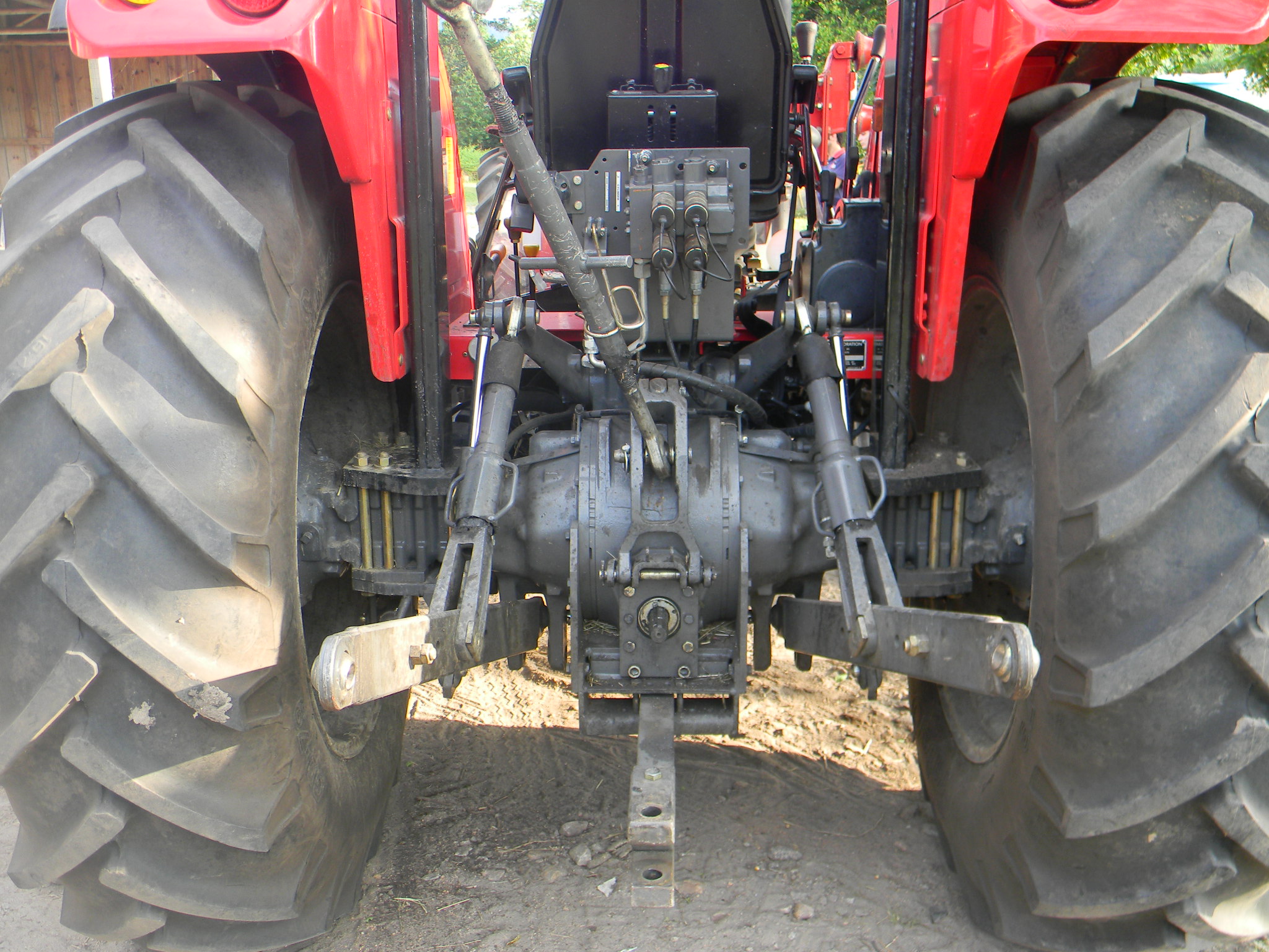 20120424 Fazenda Trator Massey Novo detalhes (4).jpg