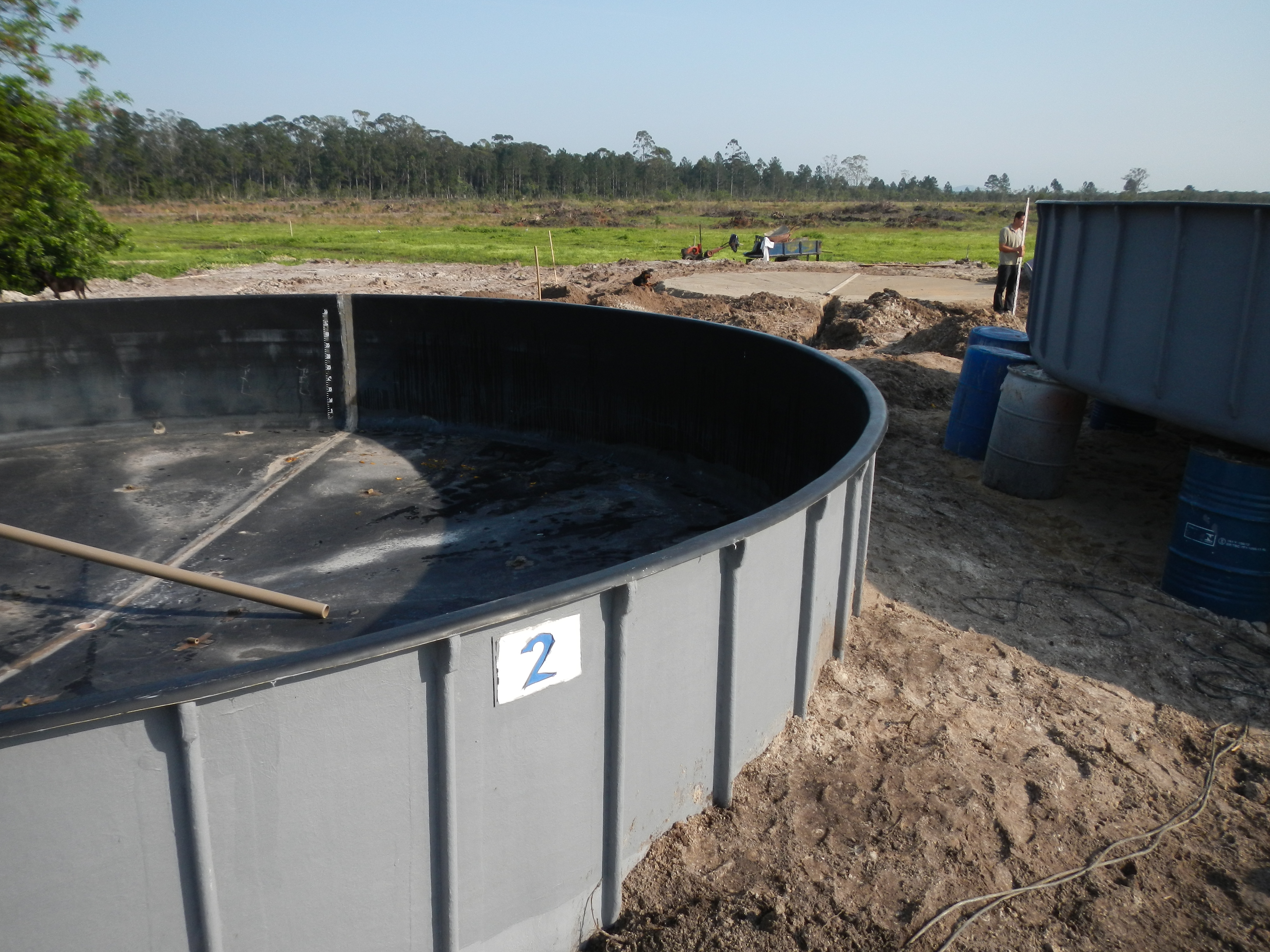 20120906 Fazenda Instalação Tanques Piscicultura LAPAD 002.jpg