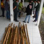 20120929 Fazenda Curso construção de móveis com bambu BambuSC 002.jpg