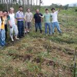 20121005 Fazenda Aula Agroecologia plantio de verão 038.jpg