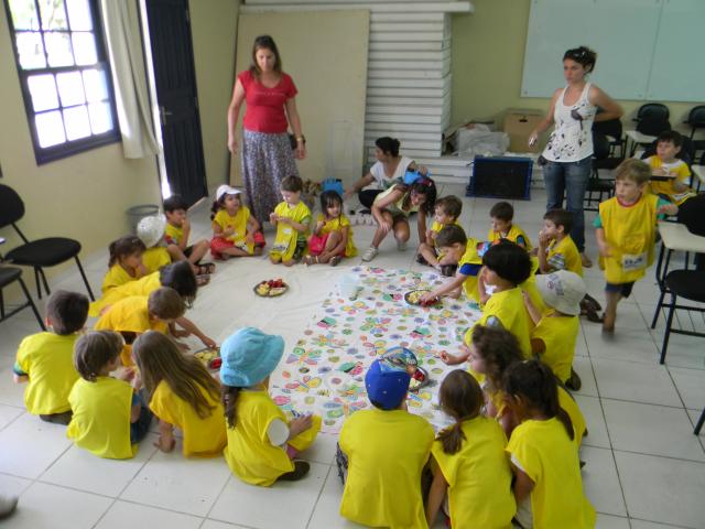 20121128 Fazenda Visita NDI crianças 041.jpg