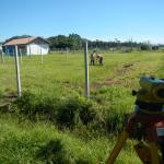 20130430 Fazenda instalação cerca avicultura estrutura palanques 001.jpg