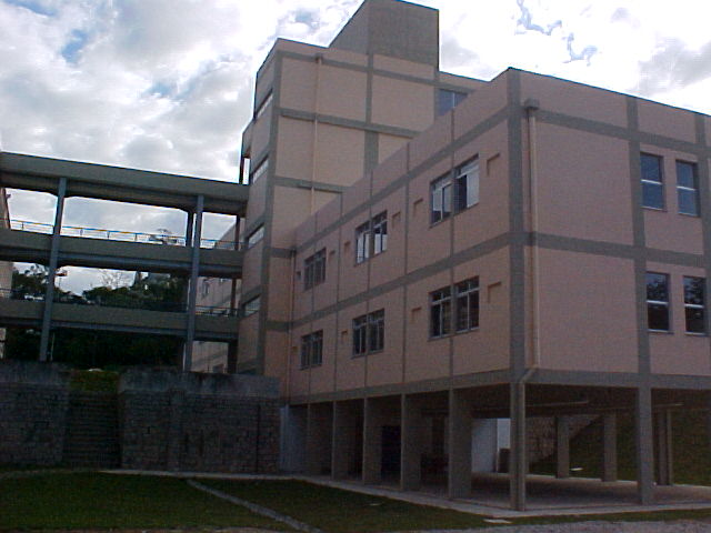 Vista externa prédio do Departamento de Química - 2.jpg