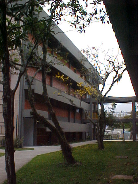Vista externa prédio Departamento de Aquicultura – CCA - 2.jpg