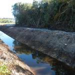 20140916 Fazenda Obra Manejo das Águas valas entre Pomar e açude 004.jpg