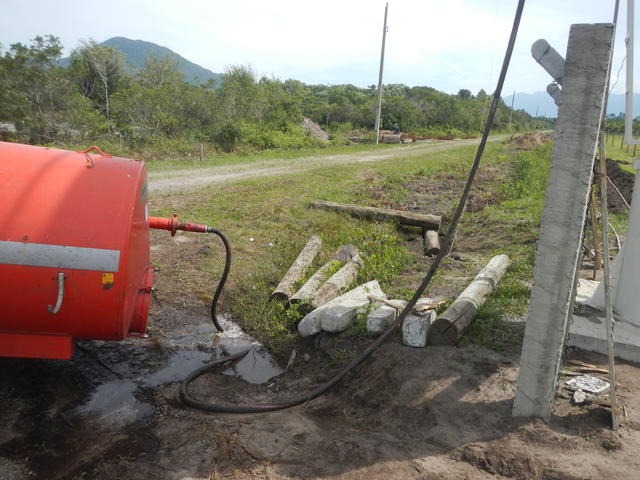 20141024 Fazenda Caixa da água ovinos irrigação dessedentação 006.jpg
